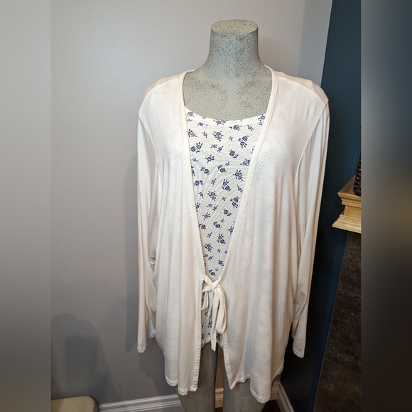 Torrid Super Soft Slub Scoop Tank cream ditsy floral size 3x - Picture 9 of 12